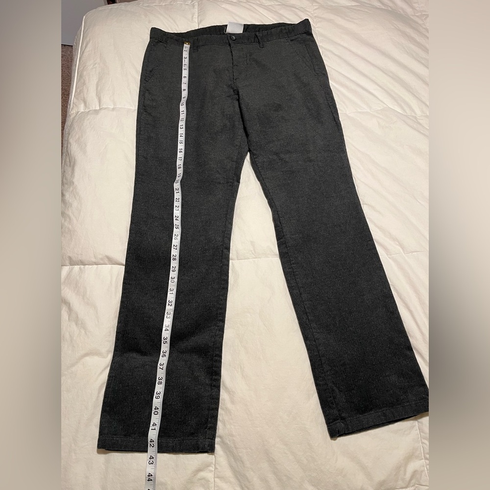 Izod Perform X Men's Dark Gray Corduroy Pants Waist 36 - Picture 2 of 10